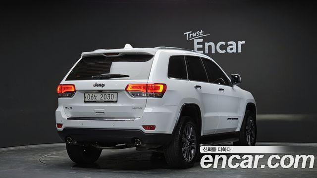 Jeep Grand Cherokee 3.6 Limited WK2 2018 — фото 2