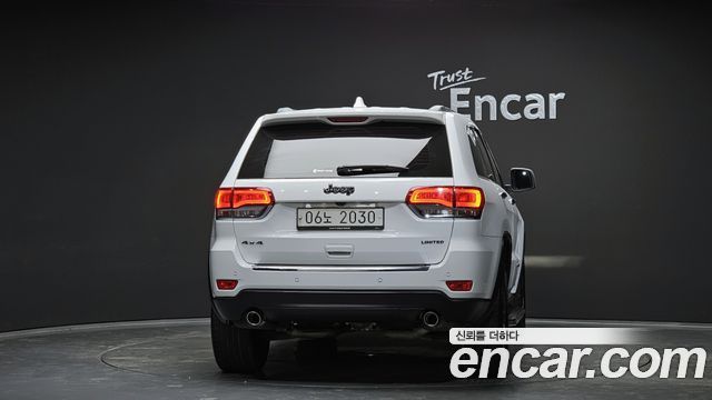 Jeep Grand Cherokee 3.6 Limited WK2 2018 — фото 4