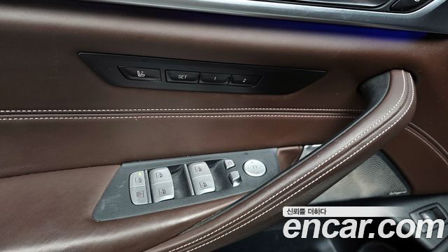 BMW 5 Series (G30) 530i M Sport Package Plus 2019 — фото 18