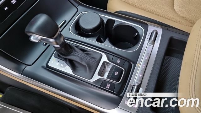 Kia Carnival (IV) Diesel 9-Seater Prestige 2023 — фото 9