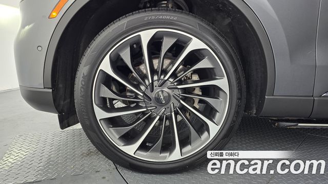 Lincoln Aviator (II) 3.0 Reserve  AWD 2023 — фото 5