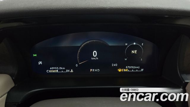 Lincoln Aviator (II) 3.0 Reserve  AWD 2023 — фото 8