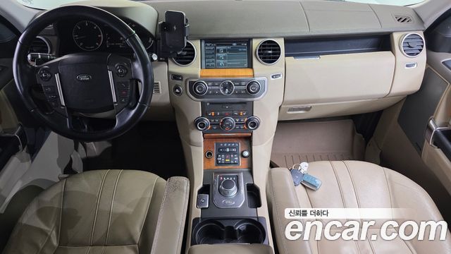 Land Rover Discovery 4 3.0 SDV6 SE 2013 — фото 7