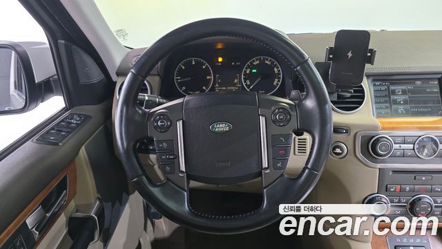Land Rover Discovery 4 3.0 SDV6 SE 2013 — фото 14