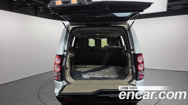 Land Rover Discovery 4 3.0 SDV6 SE 2013 — фото 20