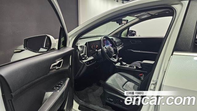 Kia Sportage (V) Diesel 2.0 2WD Prestige 2023 — фото 11