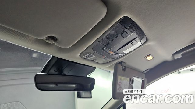 Kia Sportage (V) Diesel 2.0 2WD Prestige 2023 — фото 20