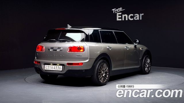 MINI Cooper Clubman Standard 2nd 2018 — фото 2