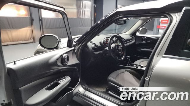 MINI Cooper Clubman Standard 2nd 2018 — фото 10