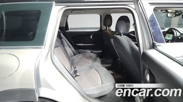 MINI Cooper Clubman Standard 2nd 2018 — фото 12