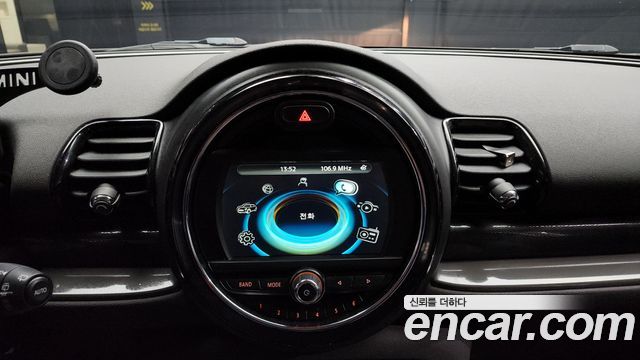 MINI Cooper Clubman Standard 2nd 2018 — фото 14
