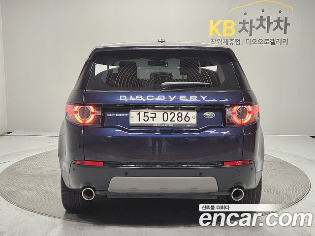Land Rover Discovery Sport 2.0 TD4 SE 2016 — фото 5