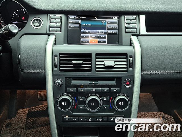 Land Rover Discovery Sport 2.0 TD4 SE 2016 — фото 15