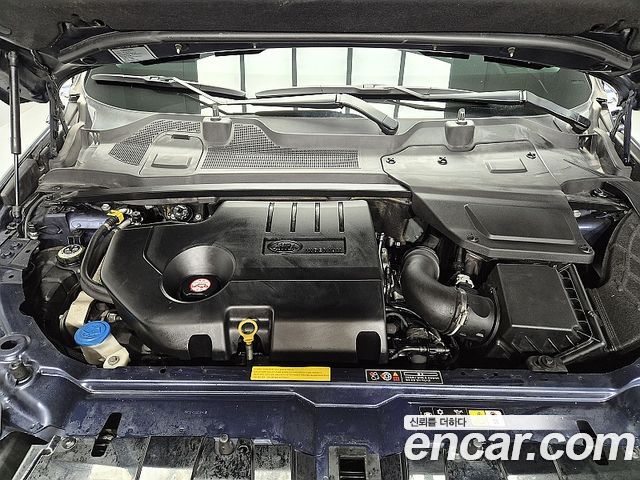 Land Rover Discovery Sport 2.0 TD4 SE 2016 — фото 24