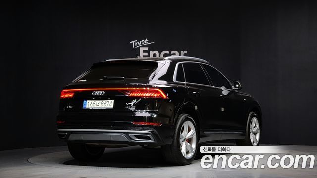 Audi Q8 (4M) 45 TDI Quattro Premium 2022 — фото 2