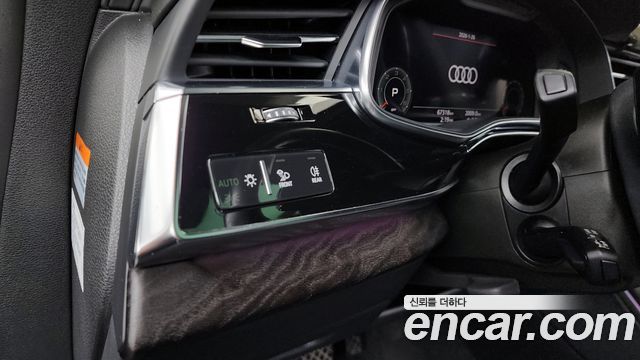 Audi Q8 (4M) 45 TDI Quattro Premium 2022 — фото 16