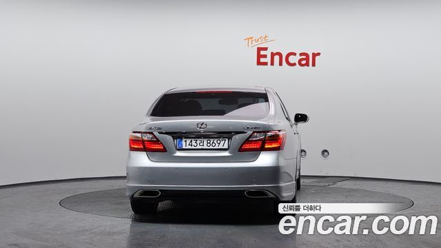Lexus LS460 SPORT XF40 2011 — фото 4