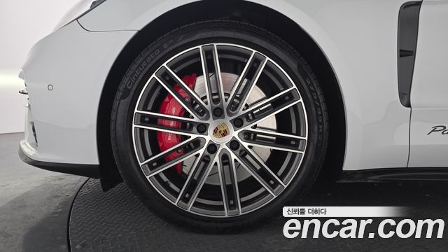 Porsche Panamera (971) 4.0 Turbo 2018 — фото 5