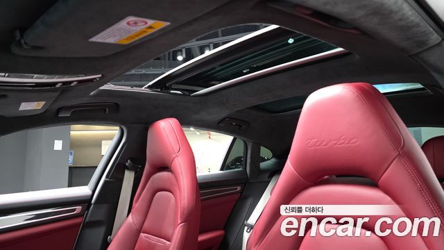 Porsche Panamera (971) 4.0 Turbo 2018 — фото 18