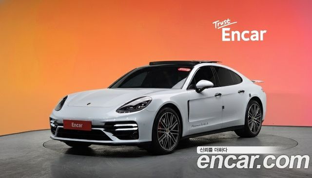 Porsche Panamera (971) 4.0 Turbo 2018 — фото 1