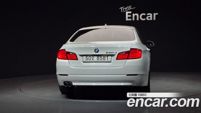 BMW 5 Series (F10) 520d 2012 — фото 4