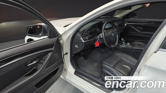 BMW 5 Series (F10) 520d 2012 — фото 10