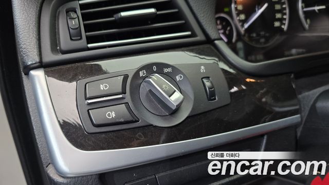BMW 5 Series (F10) 520d 2012 — фото 17