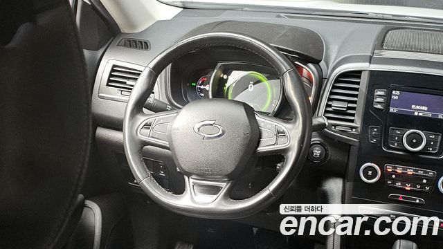 Renault Korea QM6 Quest 2.0 LPe LE 2WD 2024 — фото 13