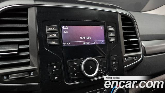 Renault Korea QM6 Quest 2.0 LPe LE 2WD 2024 — фото 14