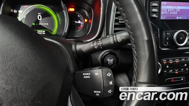Renault Korea QM6 Quest 2.0 LPe LE 2WD 2024 — фото 19