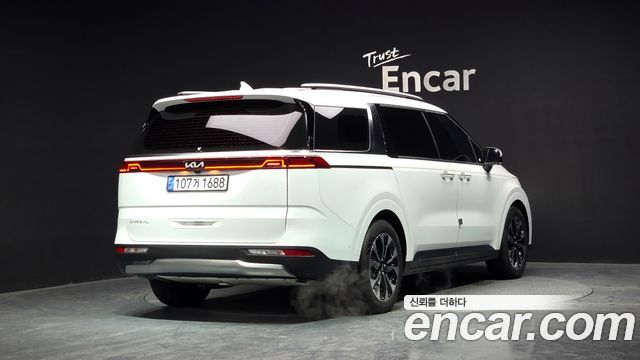 Kia Carnival (IV) Gasoline 7-Seater Signature 2023 — фото 2