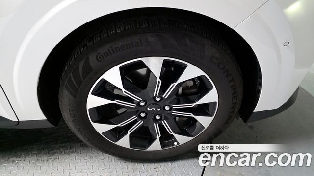 Kia Carnival (IV) Gasoline 7-Seater Signature 2023 — фото 5