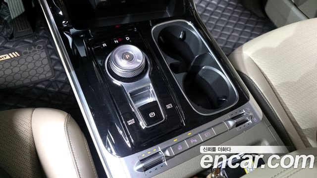 Kia Carnival (IV) Gasoline 7-Seater Signature 2023 — фото 9