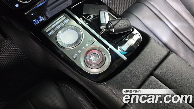 Genesis G80 (RG3) Gasoline 2.5 Turbo AWD 2022 — фото 9