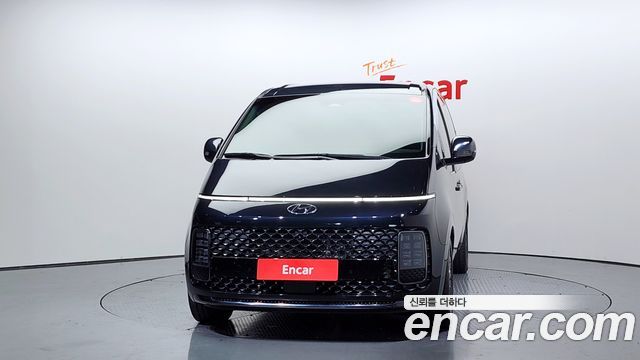 Hyundai Staria 4WD Lounge 9-Seater Inspiration 2022 — фото 3