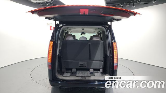 Hyundai Staria 4WD Lounge 9-Seater Inspiration 2022 — фото 20
