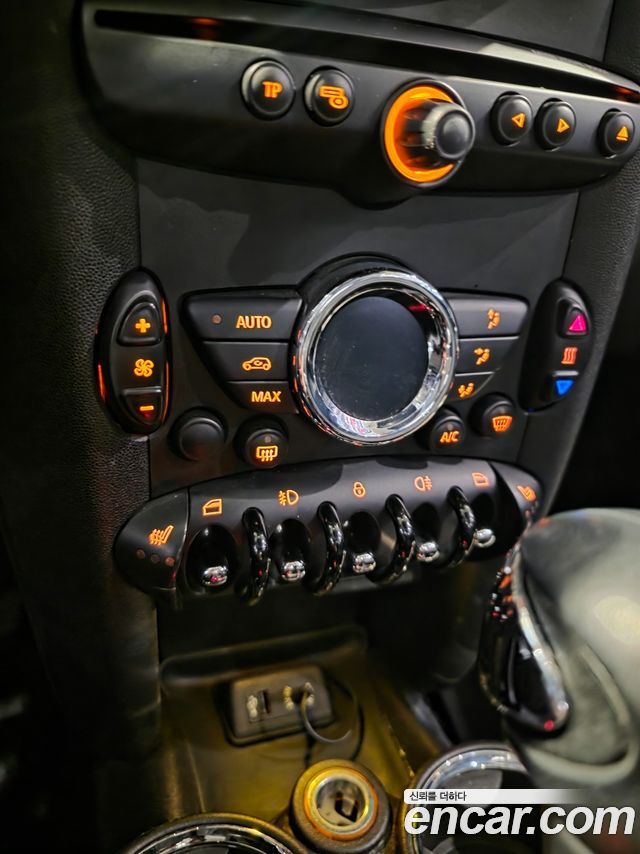 MINI Cooper D Standard 2nd 2013 — фото 18