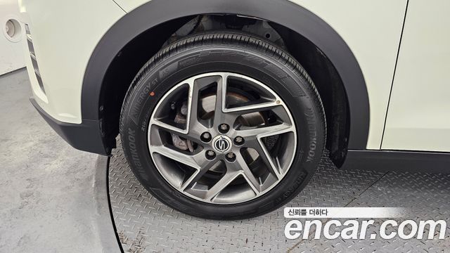 KG Mobility (SsangYong) Very New Tivoli Gasoline 1.5 2WD V3 2022 — фото 5