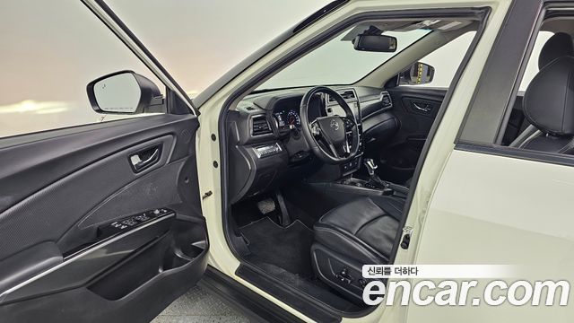 KG Mobility (SsangYong) Very New Tivoli Gasoline 1.5 2WD V3 2022 — фото 11