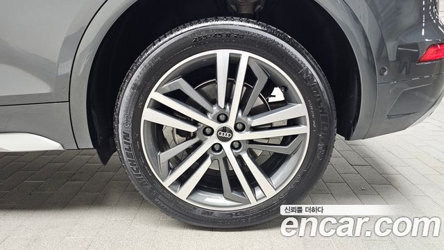 Audi Q5 (FY) 45 TFSI Quattro Premium 2022 — фото 5