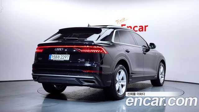 Audi Q8 (4M) 45 TDI Quattro Premium 2021 — фото 2