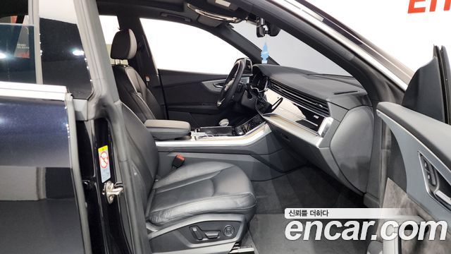 Audi Q8 (4M) 45 TDI Quattro Premium 2021 — фото 11