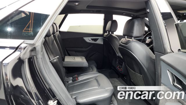 Audi Q8 (4M) 45 TDI Quattro Premium 2021 — фото 12