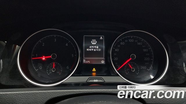 Volkswagen Golf (VII) 2.0 TDI Premium 2016 — фото 8