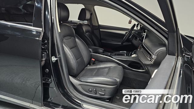 Hyundai Grandeur (IG) 3.0 LPi Rent Car Exclusive 2022 — фото 10