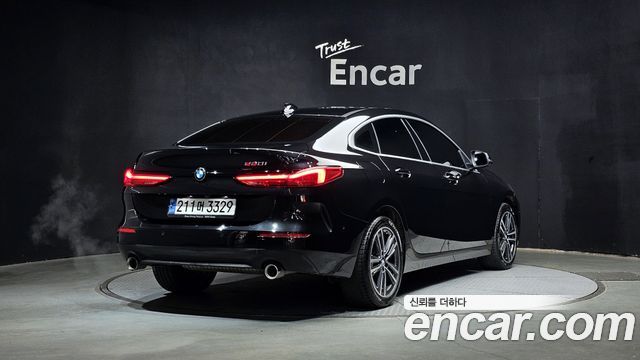 BMW 2 Series Gran Coupe (F44) 220i Advantage 2022 — фото 2