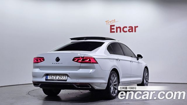 Volkswagen Passat GT (B8) 2.0 TDI Prestige 2022 — фото 2