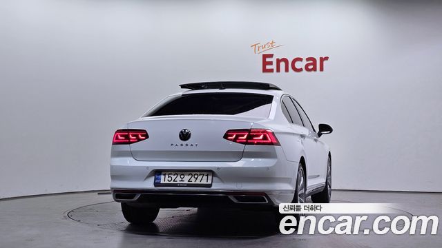 Volkswagen Passat GT (B8) 2.0 TDI Prestige 2022 — фото 4