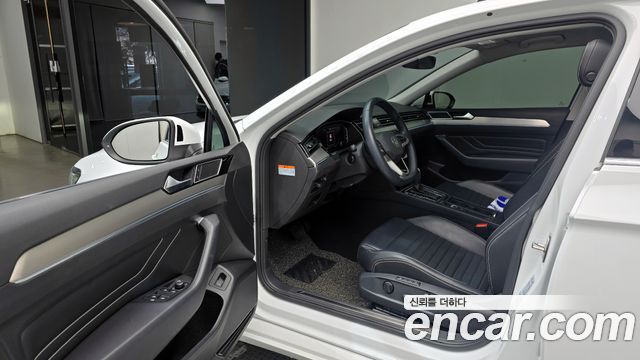 Volkswagen Passat GT (B8) 2.0 TDI Prestige 2022 — фото 15
