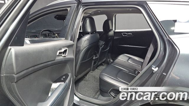 Kia Sportage Hybrid (V) Nobleless 2WD 2023 — фото 12